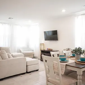 Beautiful Brand New 2 Bedroom Vegas Home! Fits 12 Or More,15-20 Minutes From Lv Strip Las Vegas